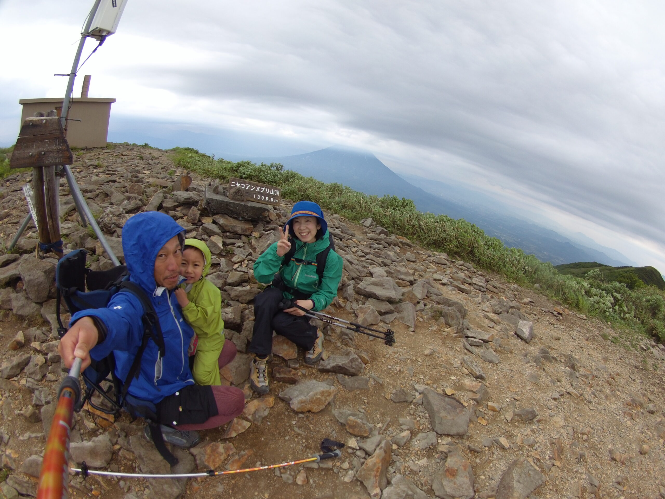 niseko-annupri-climb